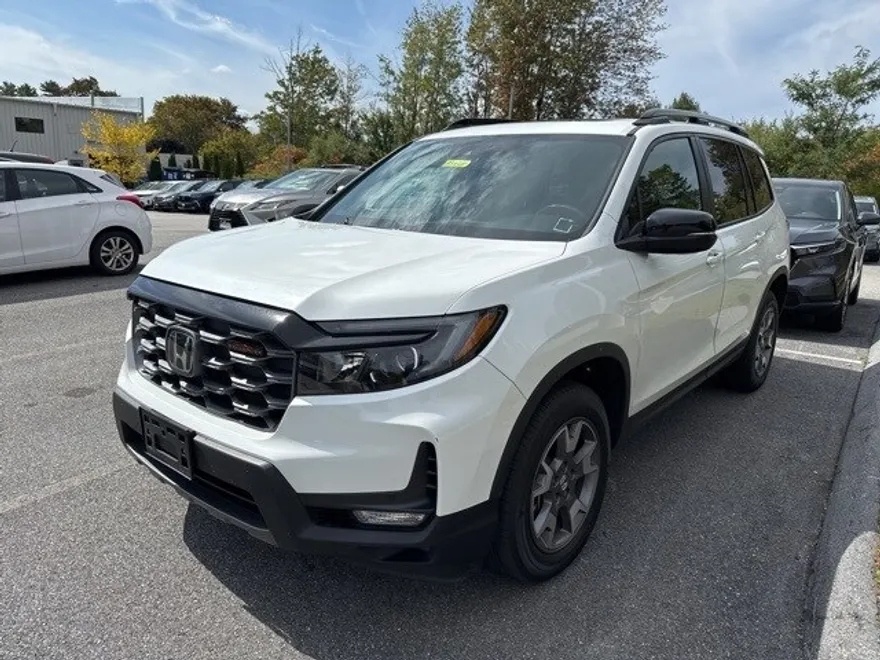 2022 Honda Passport TrailSport photo 1