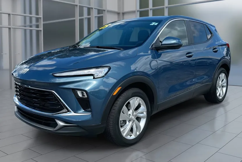 2025 Buick Encore GX Preferred photo 1