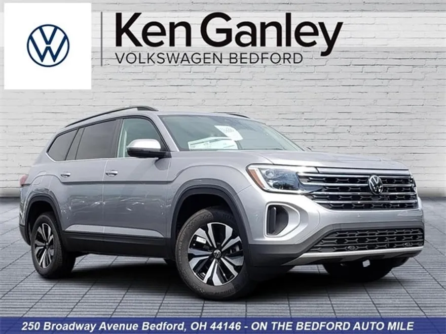 2026 Volkswagen Atlas SE photo 1