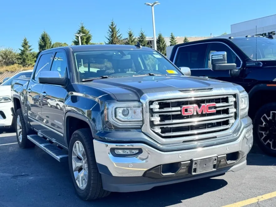 2017 Gmc Sierra 1500 SLT photo 1