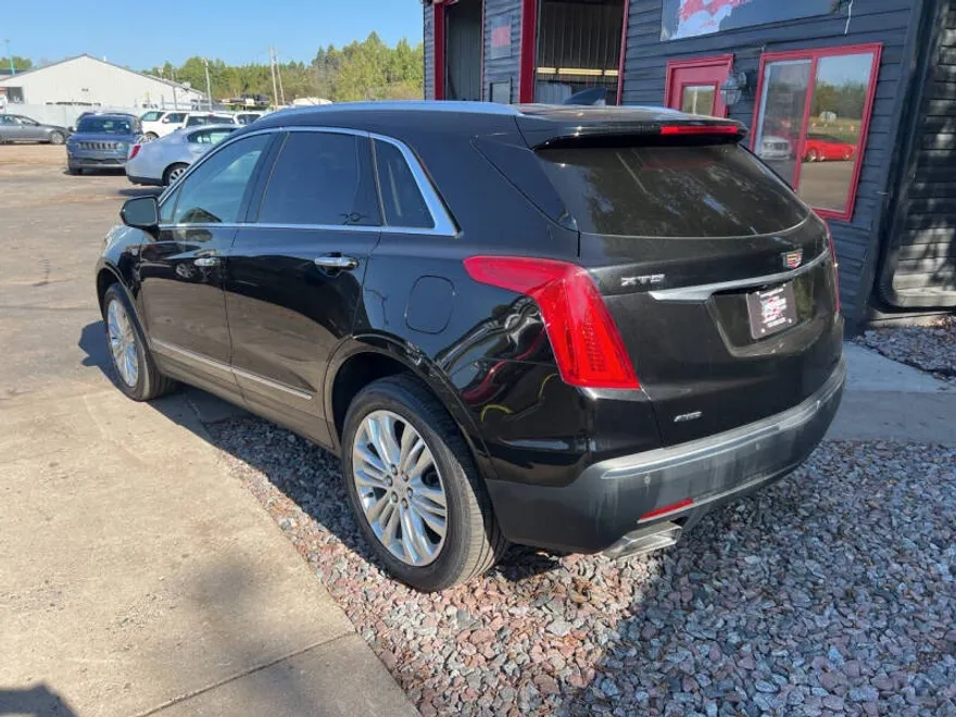 2018 Cadillac XT5 Premium Luxury photo 1