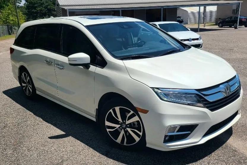 2019 Honda Odyssey Elite photo 1