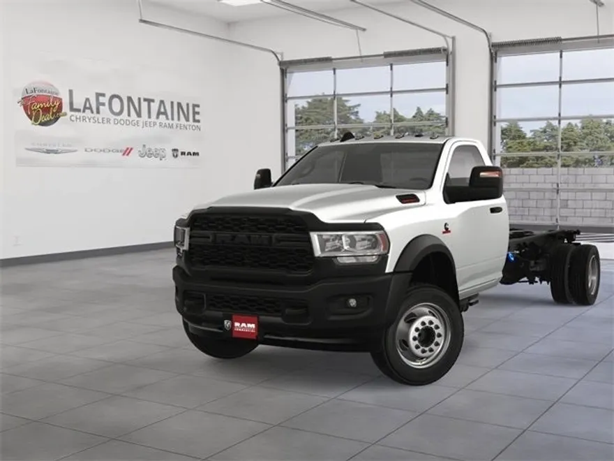 2024 Ram 5500 Tradesman photo 1
