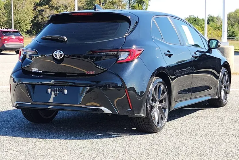 2025 Toyota Corolla XSE photo 1