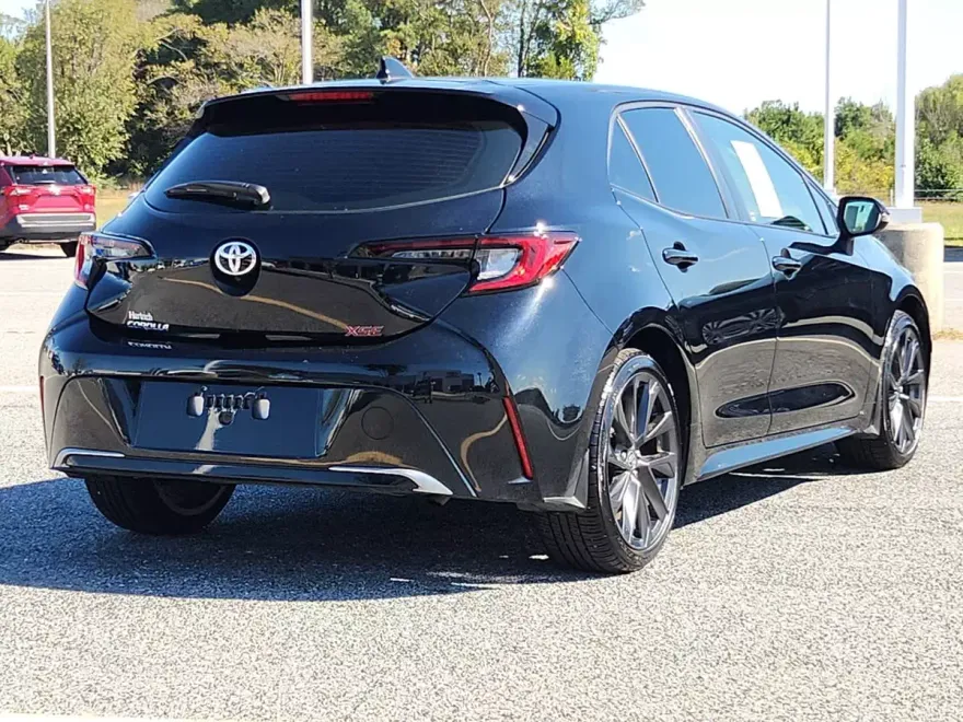 2025 Toyota Corolla XSE photo 1