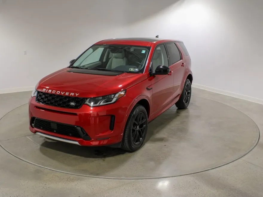 2025 Land Rover Discovery Sport S photo 1