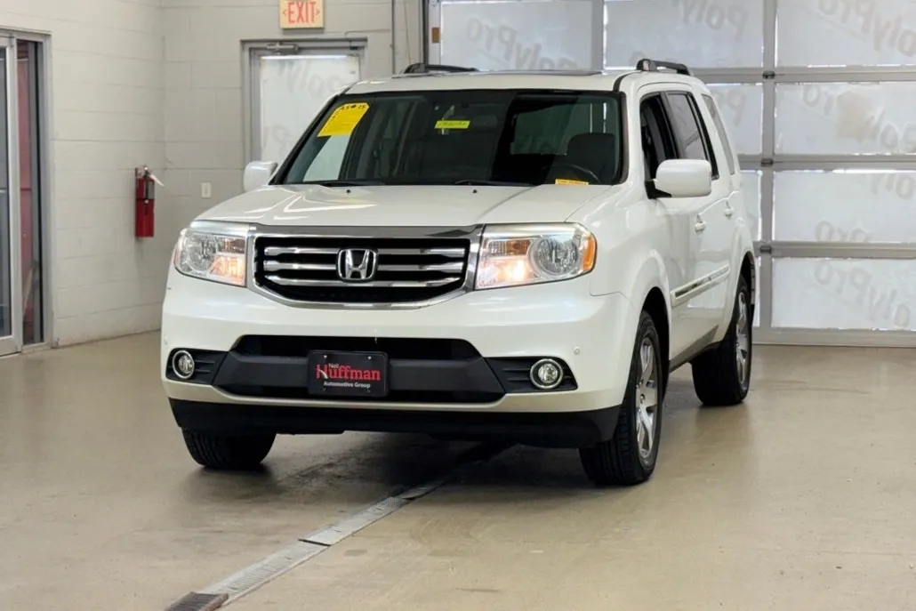 2014 Honda Pilot Touring photo 1