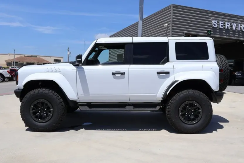 2025 Ford Bronco Raptor photo 1
