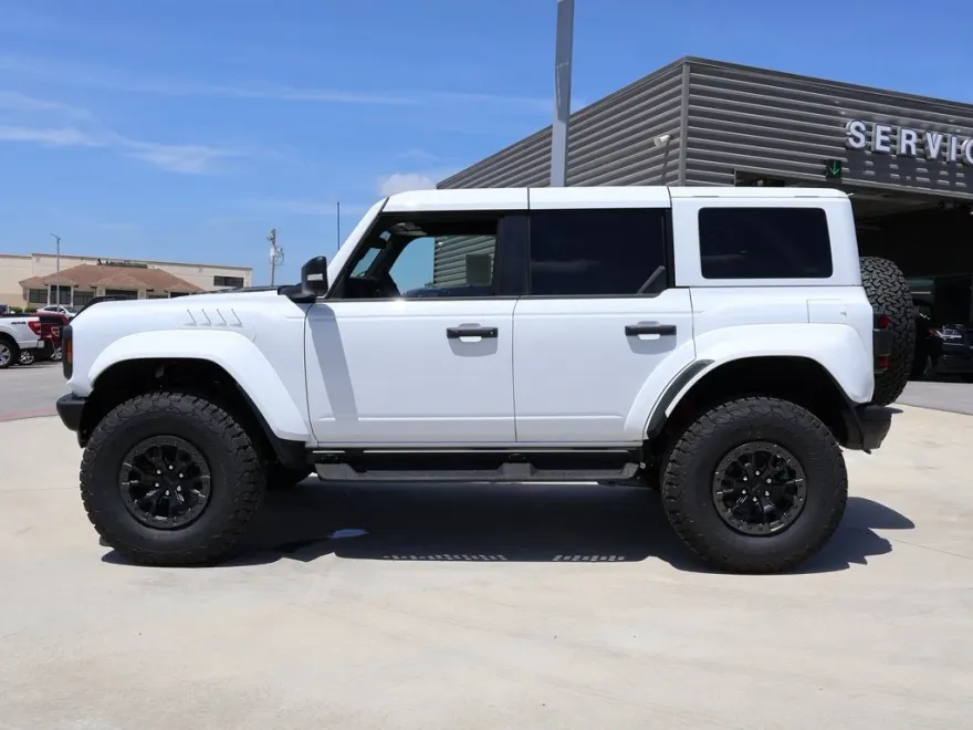 2025 Ford Bronco Raptor photo 1