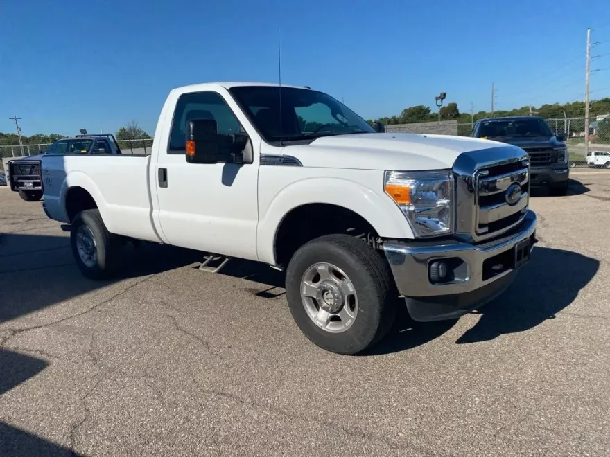 2016 Ford F-250 XLT photo 1