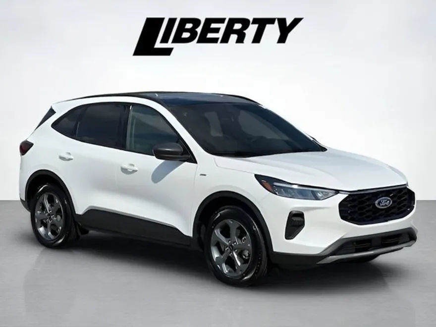 2025 Ford Escape ST-Line photo 1