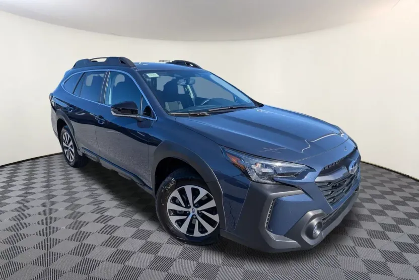 2025 Subaru Outback Premium photo 1