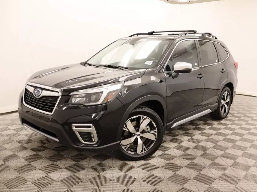 2021 Subaru Forester Touring photo 1