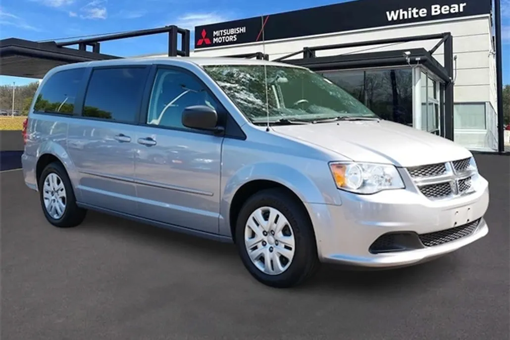 2017 Dodge Grand Caravan SE photo 1