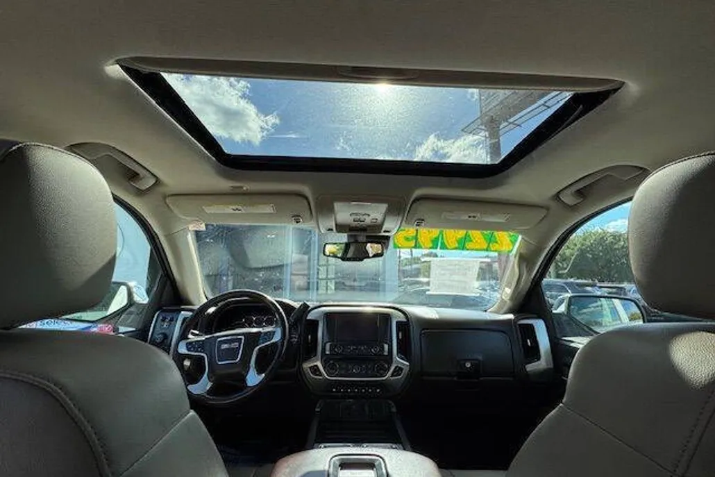 2016 Gmc Sierra 1500 SLT photo 1