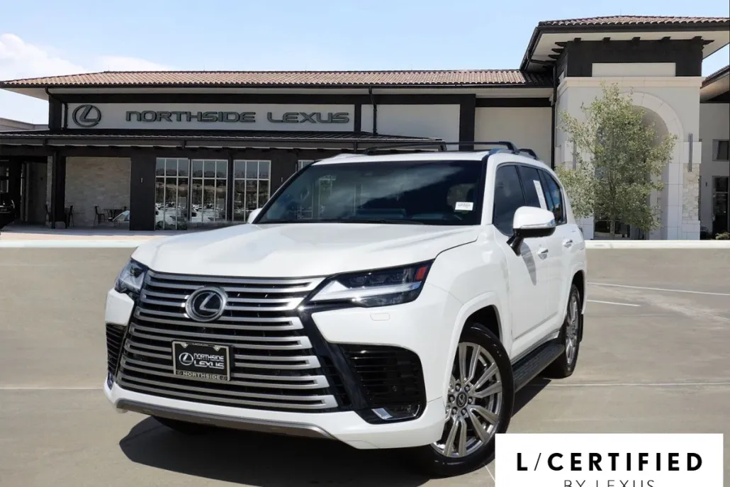 2023 Lexus LX 600 Ultra Luxury photo 1