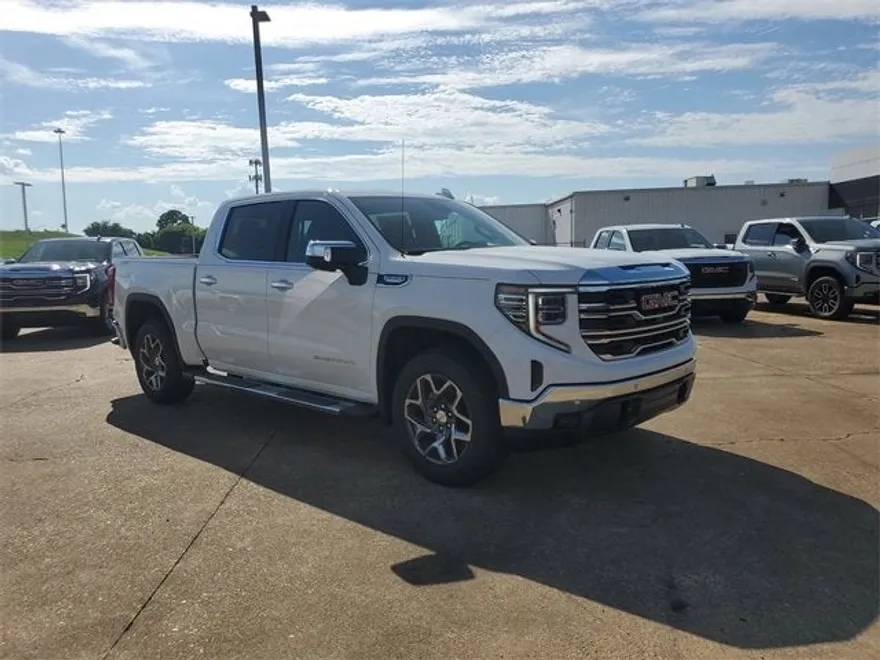 2026 Gmc Sierra 1500 SLT photo 1