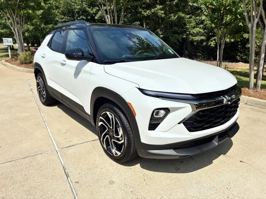 2026 Chevrolet Trailblazer RS photo 1