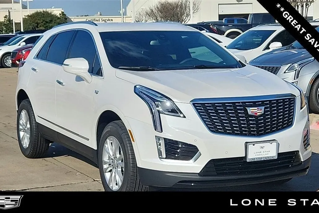 2025 Cadillac XT5 Luxury photo 1