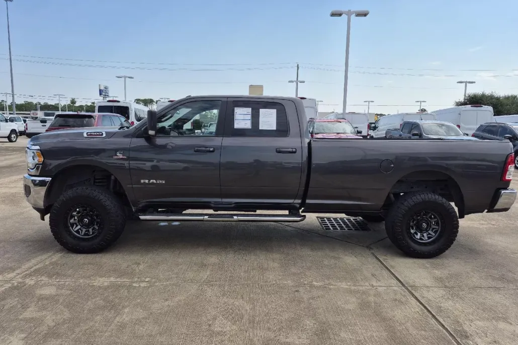 2022 Ram 2500 Big Horn photo 1