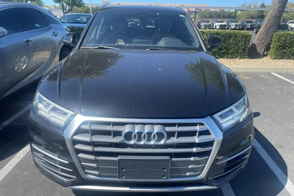 2018 Audi Q5 2.0T Premium Plus photo 1