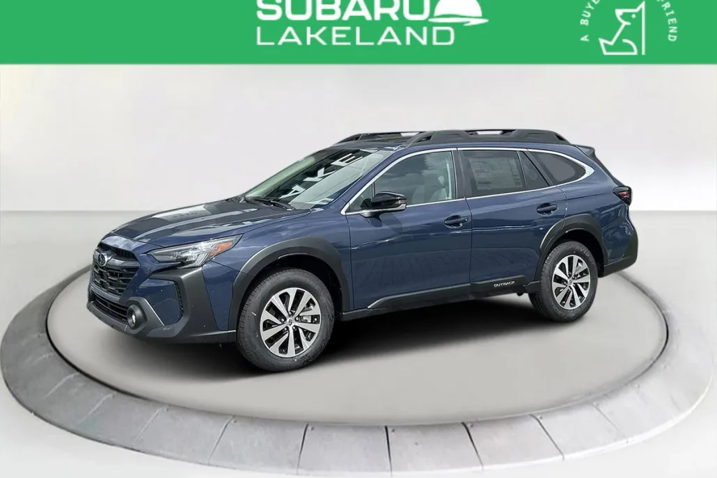 2025 Subaru Outback Premium photo 1