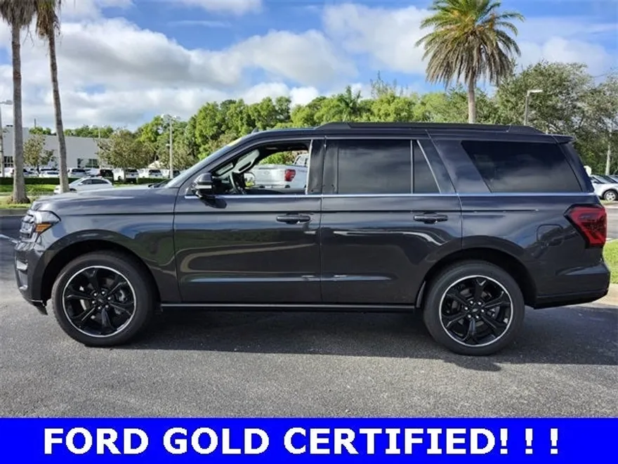 2024 Ford Expedition Limited photo 1