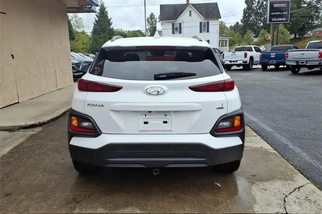 2021 Hyundai Kona SEL Plus photo 1