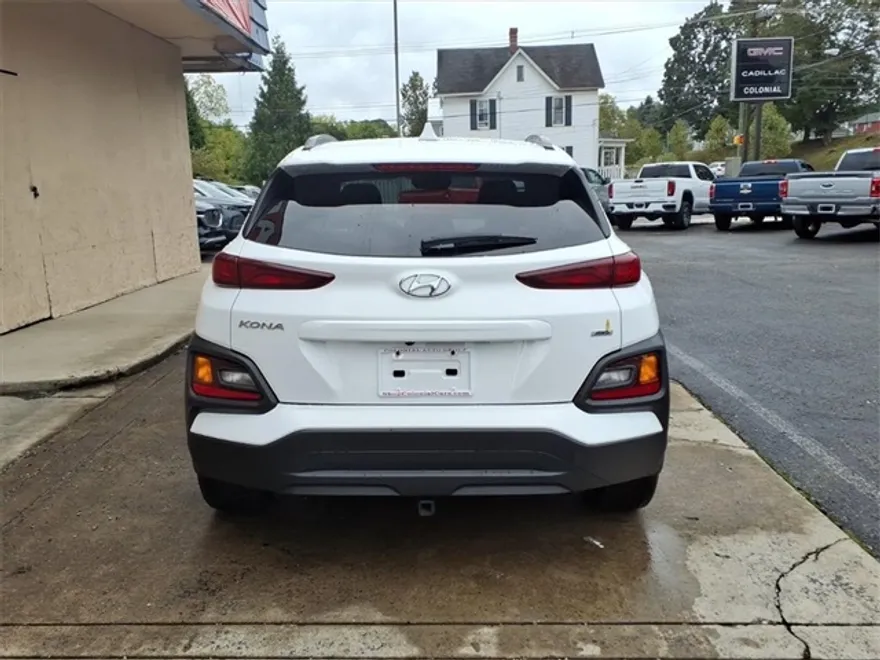 2021 Hyundai Kona SEL Plus photo 1