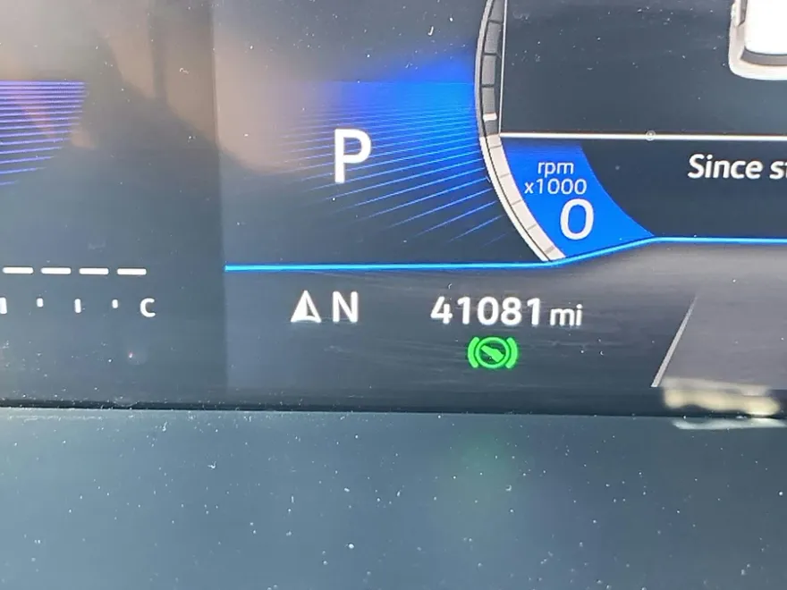2024 Volkswagen Tiguan SE Wolfsburg Edition photo 8