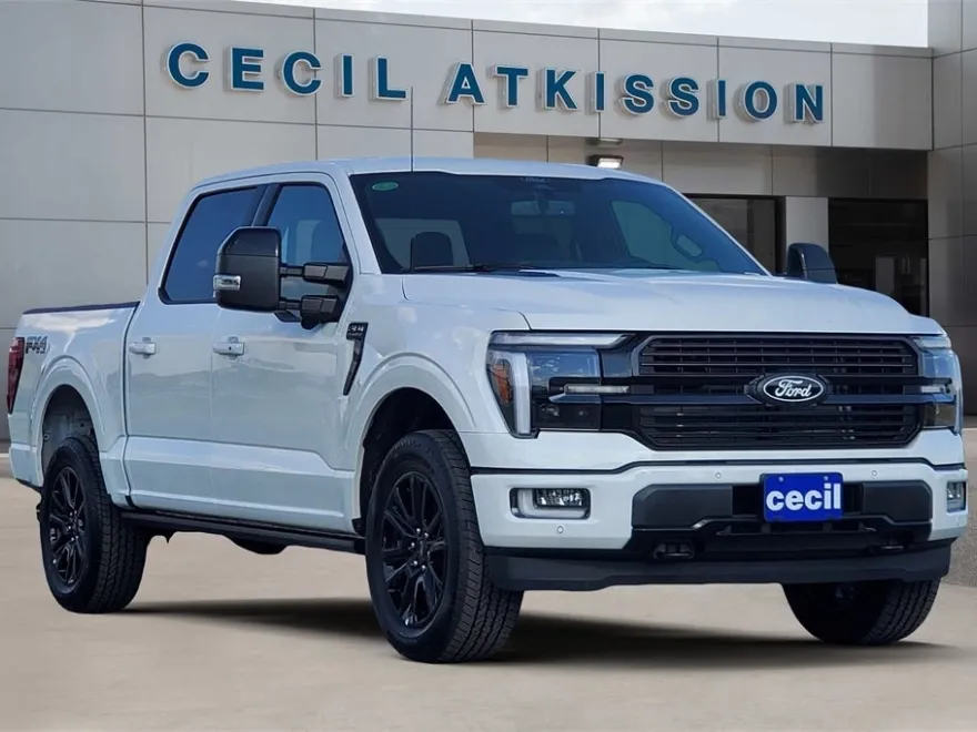 2025 Ford F-150 Platinum photo 1
