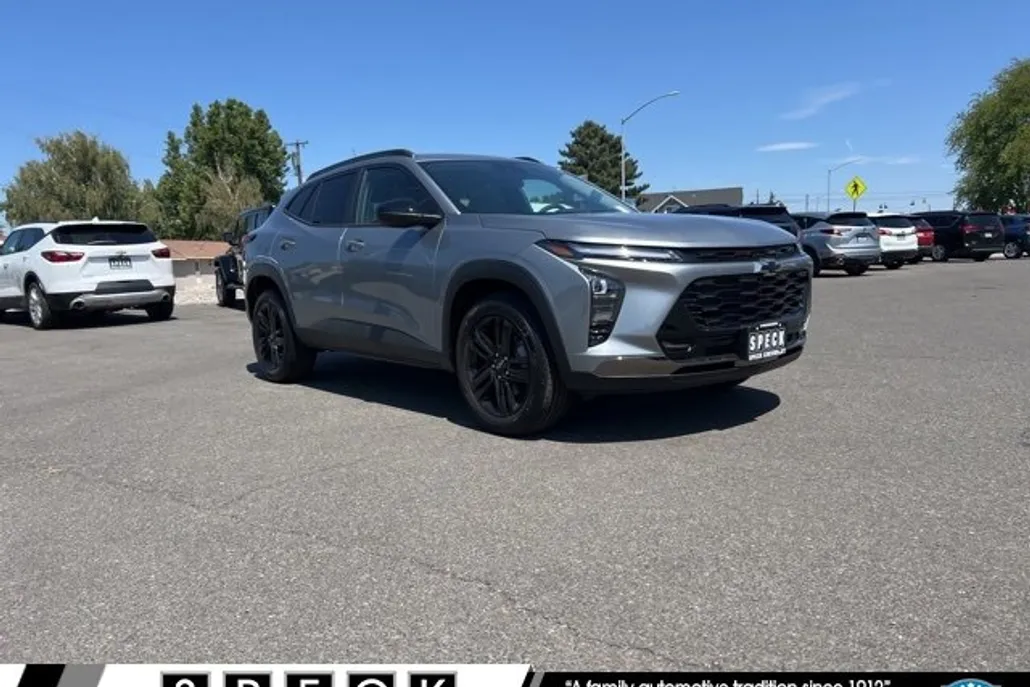 2025 Chevrolet Trax ACTIV photo 1