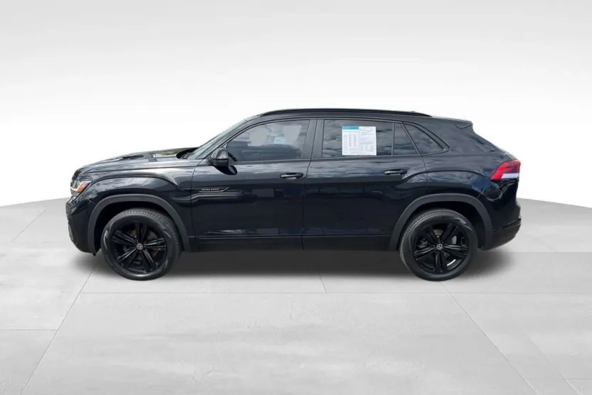 2023 Volkswagen Atlas Cross Sport SEL R-Line photo 1