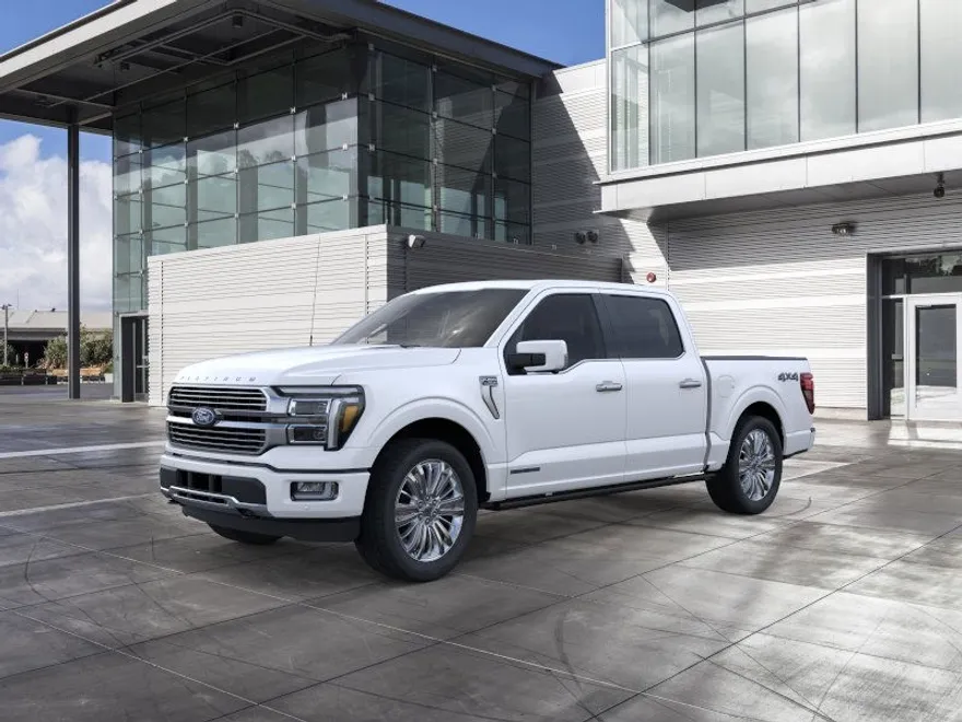 2025 Ford F-150 Platinum photo 1