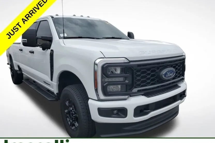 2024 Ford F-250 photo 1