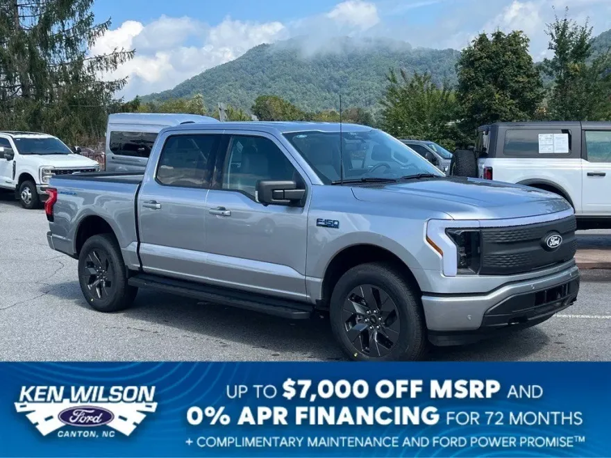 2025 Ford F-150 Lightning photo 1