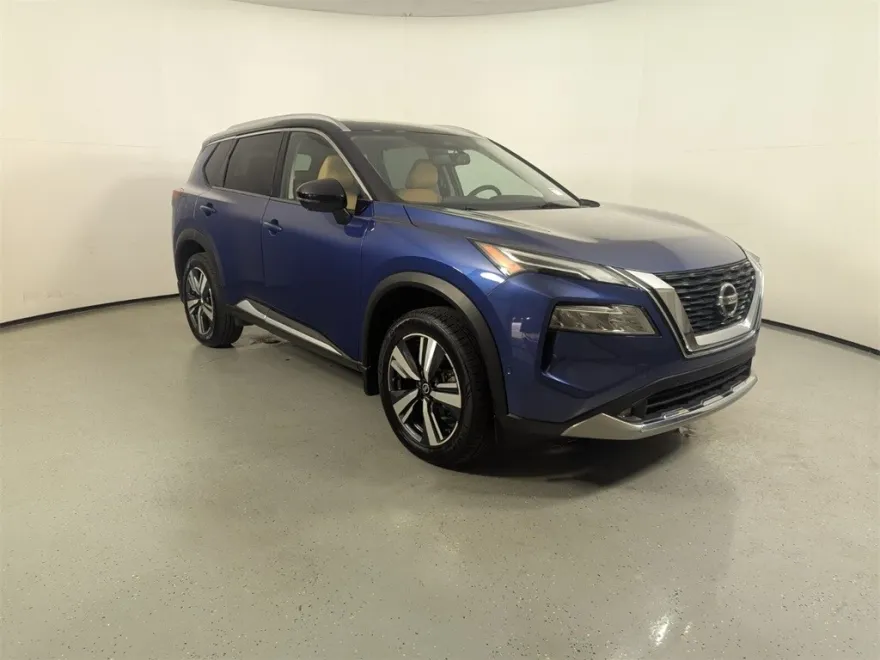 2021 Nissan Rogue Platinum photo 1