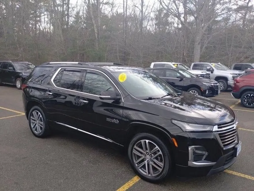 2023 Chevrolet Traverse High Country photo 1