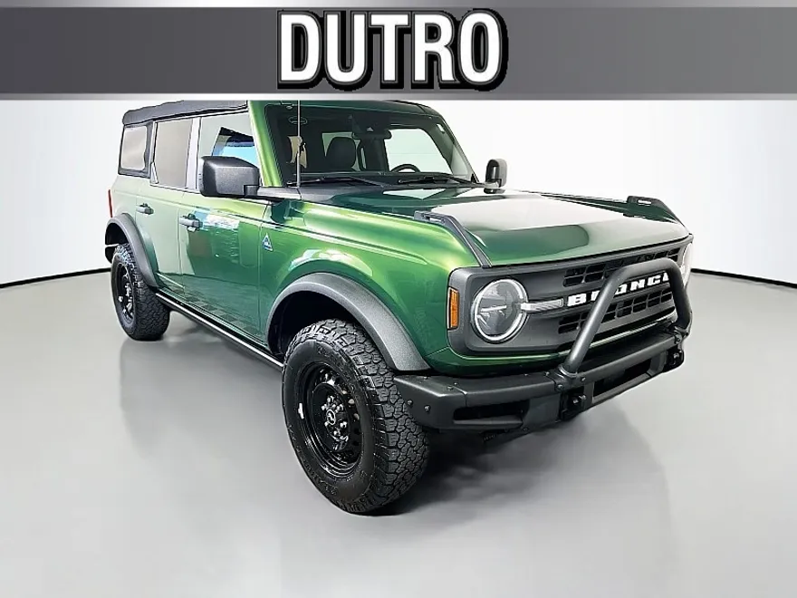 2022 Ford Bronco Black Diamond photo 1