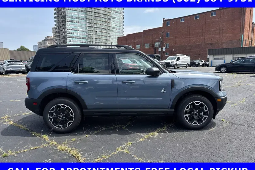 2025 Ford Bronco Sport Outer Banks photo 1