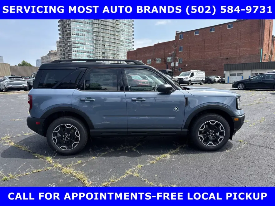 2025 Ford Bronco Sport Outer Banks photo 1