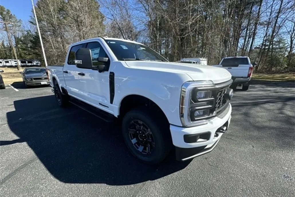 2025 Ford F-250 XL photo 1