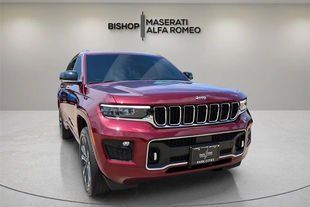 2024 Jeep Grand Cherokee Overland photo 1