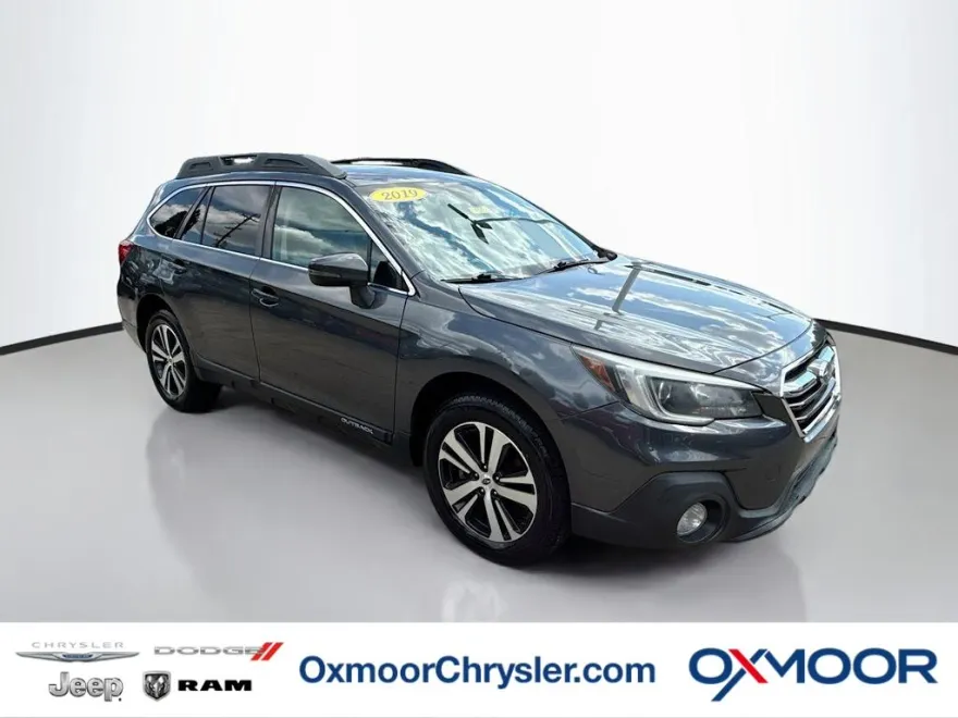 2019 Subaru Outback Limited photo 1