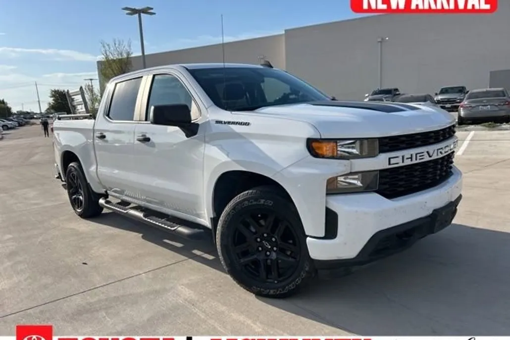 2020 Chevrolet Silverado 1500 Custom photo 1