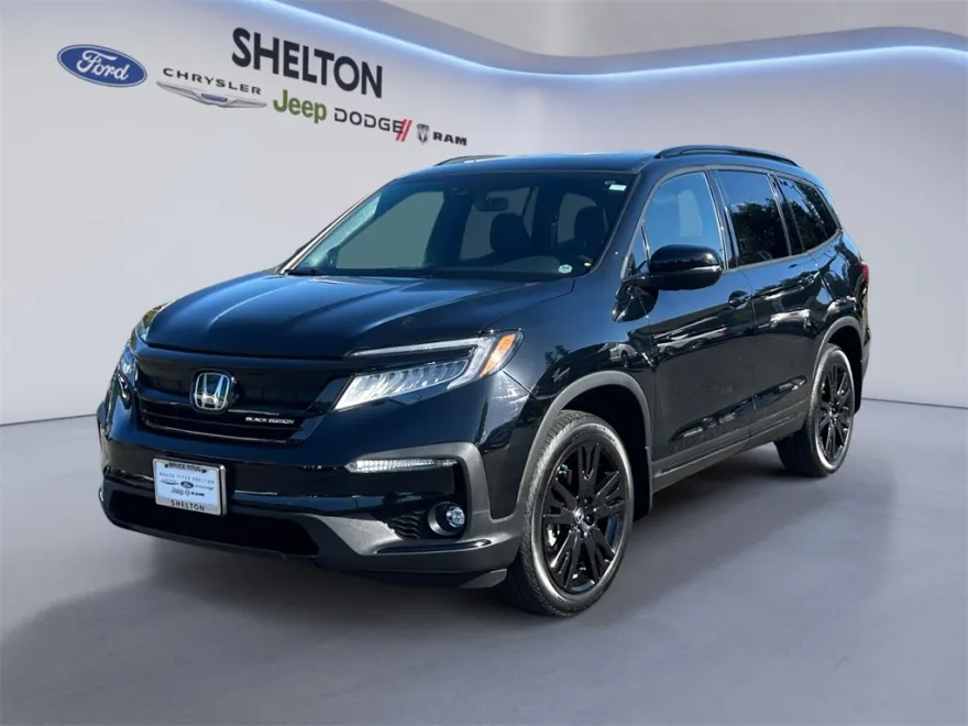 2022 Honda Pilot Black Edition photo 1