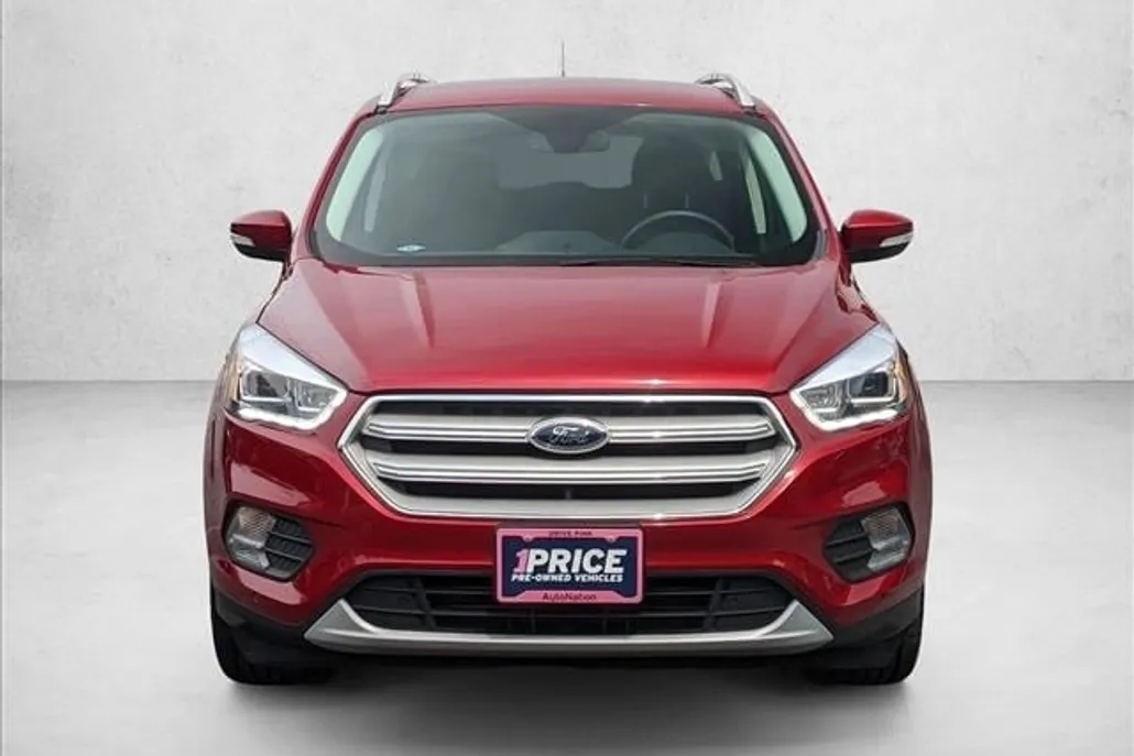 2019 Ford Escape Titanium photo 1
