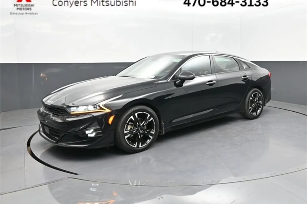 2023 Kia K5 GT-Line photo 1