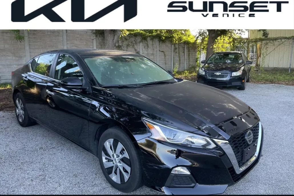2020 Nissan Altima 2.5 S photo 1