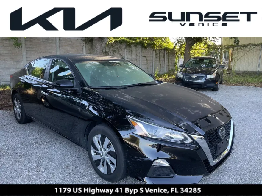 2020 Nissan Altima 2.5 S photo 1